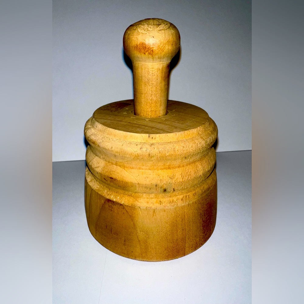 Vtg Wood Butter mold with star/flower stamp